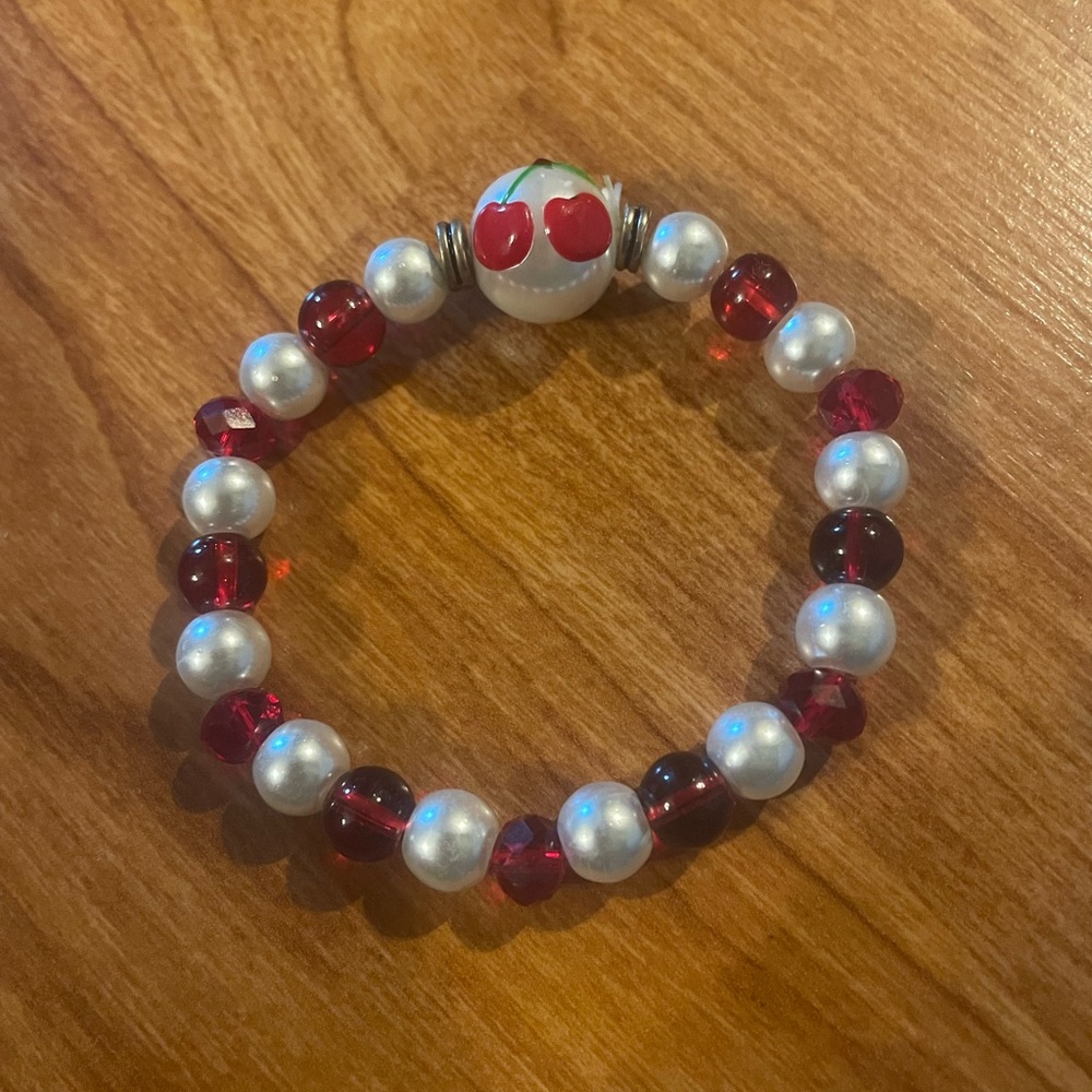 Cherry Beaded Bracelet with Red and White Pearls